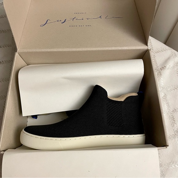 Rothy’s Slip-on Comfort Sneaker, black, knit, size 7, 7.5, 9 - Picture 8 of 11